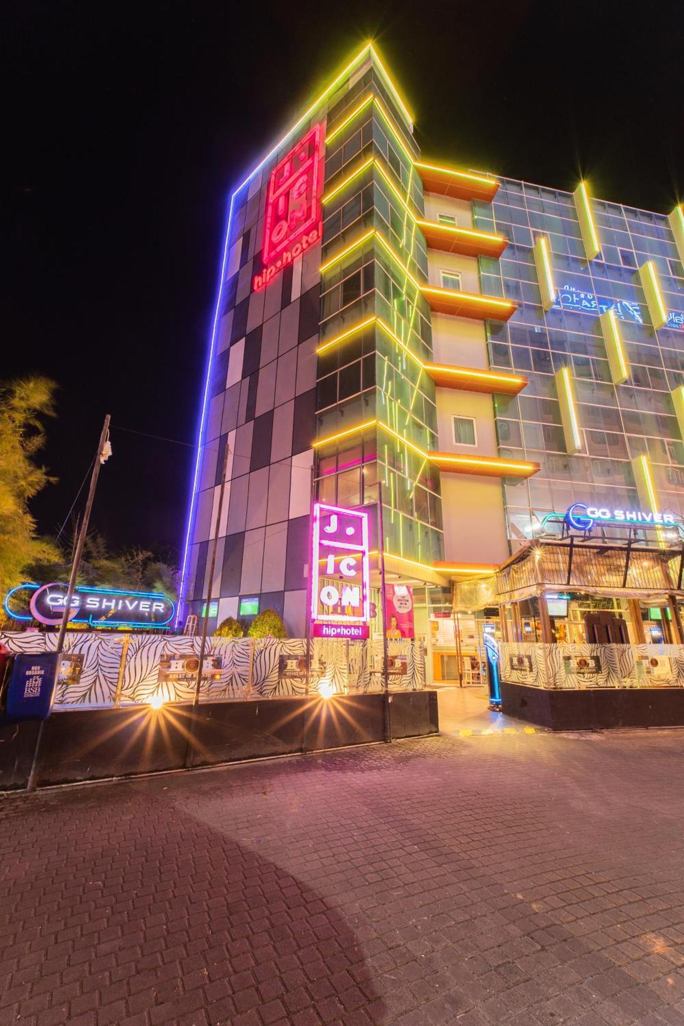 J Icon Hip Hotel Balikpapan  Bagian luar foto