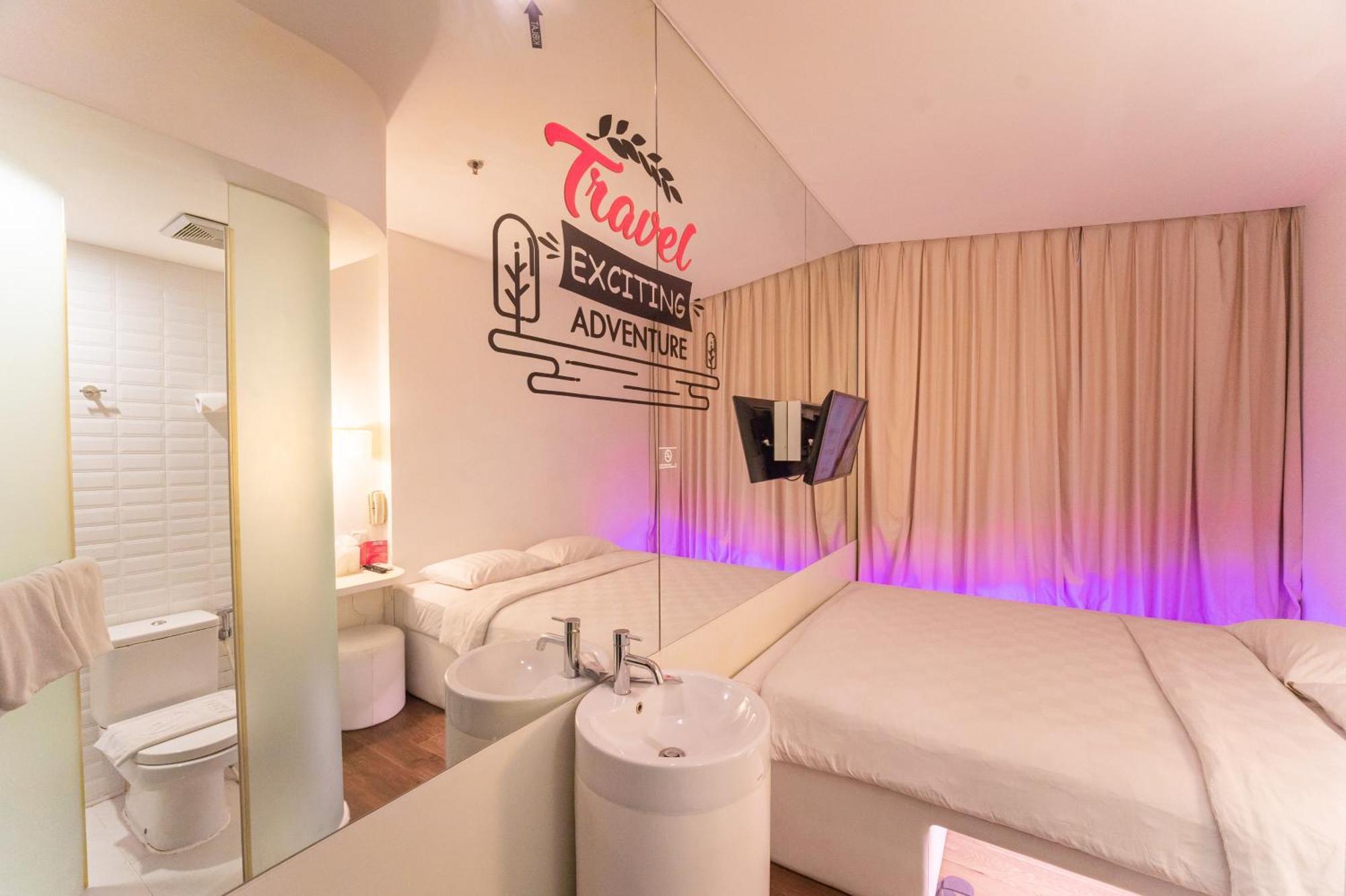 J Icon Hip Hotel Balikpapan  Bagian luar foto